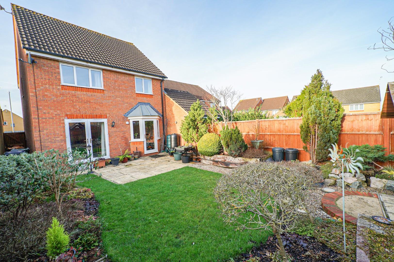 Nicolson Drive, Leighton Buzzard Quarters Estate Agents